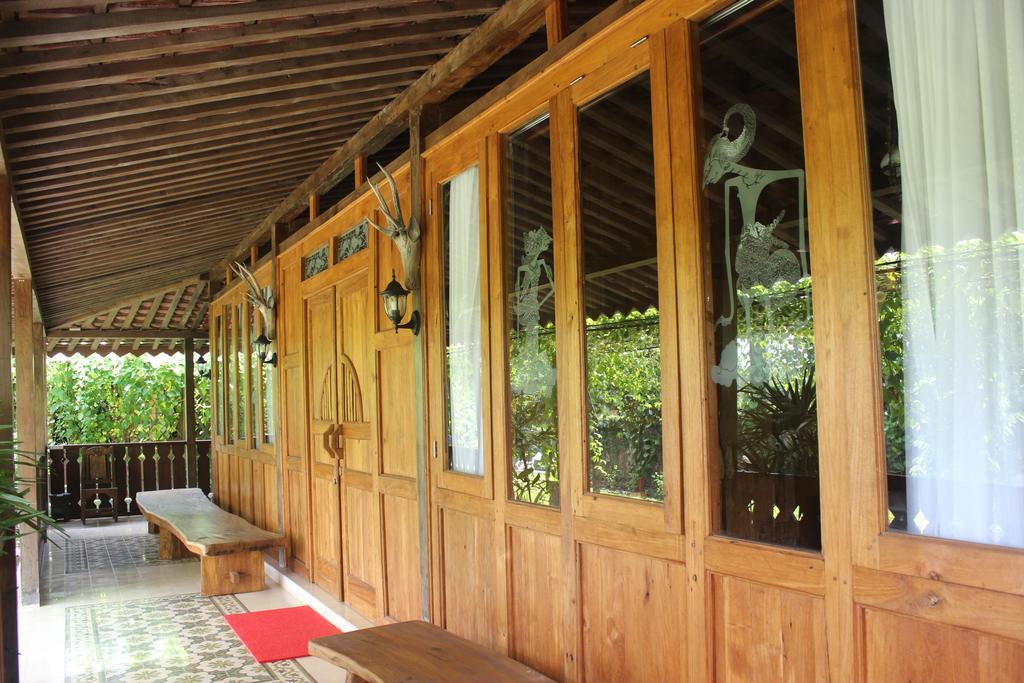 Joglo Ayem Tentrem Prambanan Kültér fotó