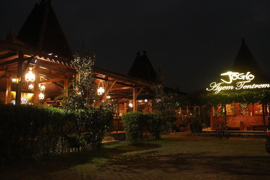 Joglo Ayem Tentrem Prambanan Kültér fotó